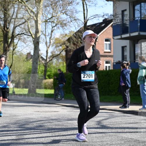 12.04.2026 - 45. Internationalen Wilhelmsburger Insellauf J. Mangold http://msf.ph/oto/9464350 12.04.2026 10:54:26 Ziel 3580, 3596, 4131, 2569, 4389, 4390, 2701, 4687, 4687, 3818, 4711, 2088, 5660, 5317, 2821, 2855, 4585, 2324, 4636, 5006 meine-sportfotos.de