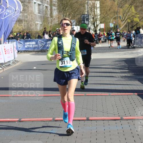 12.04.2026 - 45. Internationalen Wilhelmsburger Insellauf Strokosch-Dieckow http://msf.ph/oto/9464366 12.04.2026 10:56:16 Ziel 2349, 3118, 5822 meine-sportfotos.de
