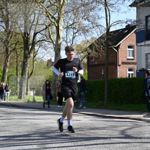 12.04.2026 - 45. Internationalen Wilhelmsburger Insellauf J. Mangold http://msf.ph/oto/9464374 12.04.2026 10:54:43 Ziel 4687, 3818, 4711, 2088, 5660, 5317, 2821, 2855, 4585, 2324, 4636, 5006, 5333, 4056, 5334, 4197, 4197, 5747, 5773, 5835, 5268, 4500 meine-sportfotos.de