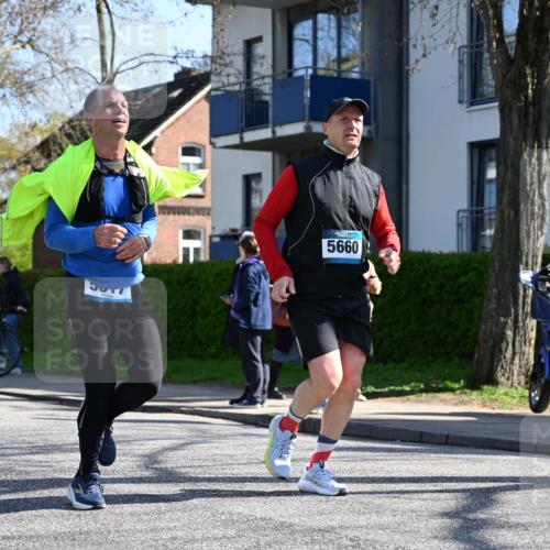12.04.2026 - 45. Internationalen Wilhelmsburger Insellauf J. Mangold http://msf.ph/oto/9464419 12.04.2026 10:54:50 Ziel 4687, 3818, 4711, 2088, 5660, 5317, 2821, 2855, 4585, 2324, 4636, 5006, 4636, 5006, 5333, 4056, 5334, 4197, 5747, 5773, 5835, 5268, 4500 meine-sportfotos.de