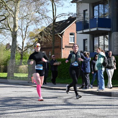 12.04.2026 - 45. Internationalen Wilhelmsburger Insellauf J. Mangold http://msf.ph/oto/9464548 12.04.2026 10:55:10 Ziel 2855, 4585, 2324, 4636, 5006, 5333, 4056, 5334, 4197, 5747, 5773, 5835, 5268, 4500, 4714, 3175, 4298, 5557, 2349 meine-sportfotos.de