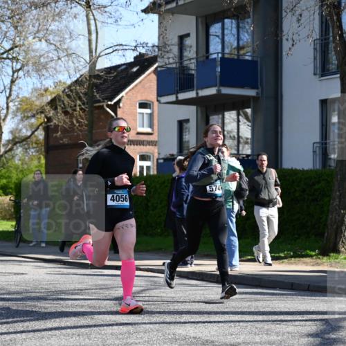 12.04.2026 - 45. Internationalen Wilhelmsburger Insellauf J. Mangold http://msf.ph/oto/9464554 12.04.2026 10:55:10 Ziel 2855, 4585, 2324, 4636, 5006, 5333, 4056, 5334, 4197, 5747, 5773, 5835, 5268, 4500, 4714, 3175, 4298, 5557, 2349 meine-sportfotos.de