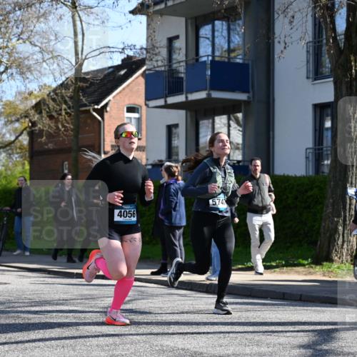 12.04.2026 - 45. Internationalen Wilhelmsburger Insellauf J. Mangold http://msf.ph/oto/9464555 12.04.2026 10:55:10 Ziel 2855, 4585, 2324, 4636, 5006, 5333, 4056, 5334, 4197, 5747, 5773, 5835, 5268, 4500, 4714, 3175, 4298, 5557, 2349 meine-sportfotos.de