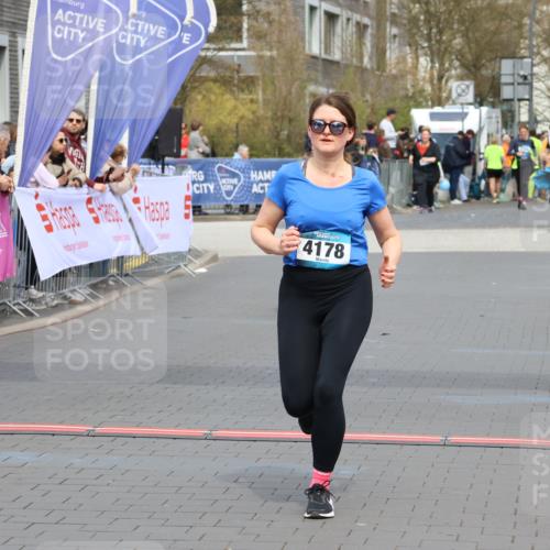12.04.2026 - 45. Internationalen Wilhelmsburger Insellauf Strokosch-Dieckow http://msf.ph/oto/9464577 12.04.2026 13:14:09 Ziel 4783, 4178 meine-sportfotos.de