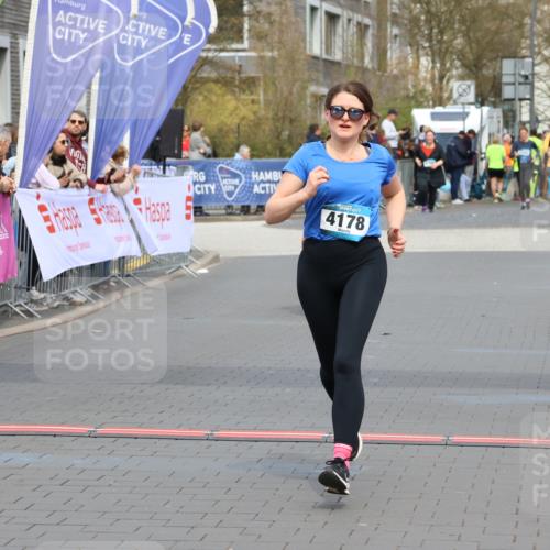 12.04.2026 - 45. Internationalen Wilhelmsburger Insellauf Strokosch-Dieckow http://msf.ph/oto/9464587 12.04.2026 13:14:09 Ziel 4783, 4178 meine-sportfotos.de