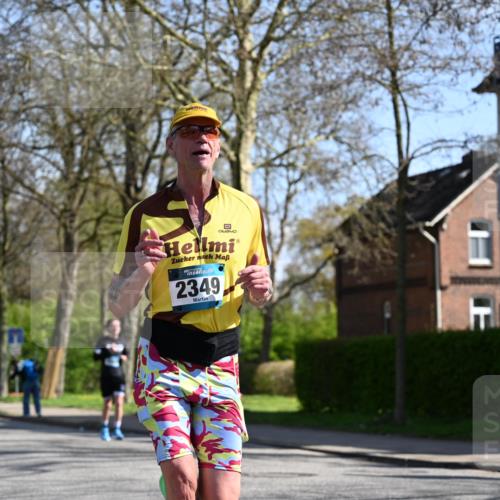 12.04.2026 - 45. Internationalen Wilhelmsburger Insellauf J. Mangold http://msf.ph/oto/9464665 12.04.2026 10:55:43 Ziel 4714, 3175, 4298, 5557, 2349, 3118, 5822, 3488, 2797, 2796, 2921, 2808, 3916, 4494, 5047, 4070, 5771, 4549, 4717, 2055 meine-sportfotos.de