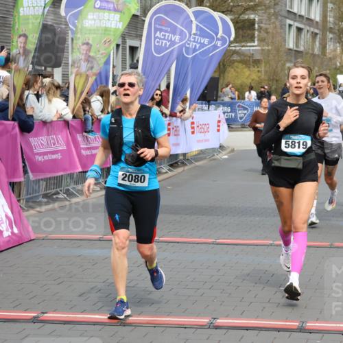 12.04.2026 - 45. Internationalen Wilhelmsburger Insellauf Strokosch-Dieckow http://msf.ph/oto/9464767 12.04.2026 13:13:56 Ziel 2080, 5819, 2064, 4923, 4281, 3984, 3810 meine-sportfotos.de