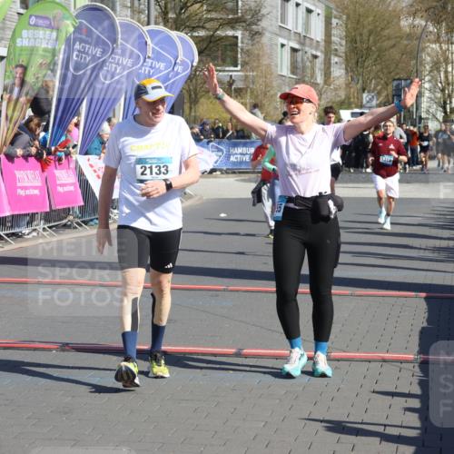 12.04.2026 - 45. Internationalen Wilhelmsburger Insellauf Strokosch-Dieckow http://msf.ph/oto/9464805 12.04.2026 10:56:55 Ziel 4158, 2133, 2754, 4155, 2795, 3917 meine-sportfotos.de