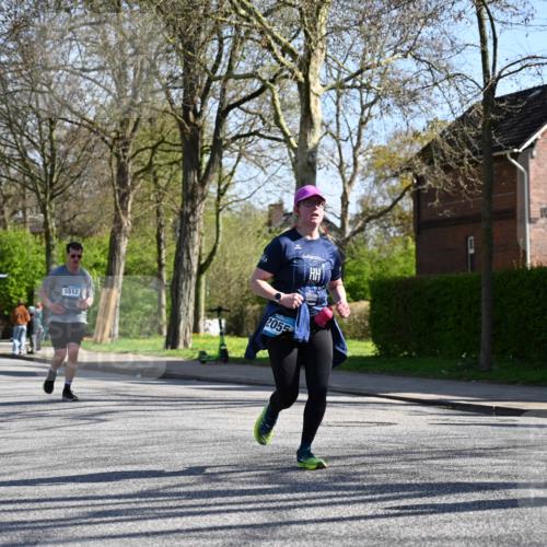 12.04.2026 - 45. Internationalen Wilhelmsburger Insellauf J. Mangold http://msf.ph/oto/9464818 12.04.2026 10:56:14 Ziel 4494, 5047, 4070, 5771, 4549, 4717, 2055, 5512, 2220, 4158, 2133, 2754, 4155, 2133, 2754, 4155, 2795, 3917, 5319, 5352, 2915, 3224, 4654, 3059, 3187, 4448, 2912, 2913 meine-sportfotos.de