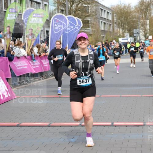 12.04.2026 - 45. Internationalen Wilhelmsburger Insellauf Strokosch-Dieckow http://msf.ph/oto/9464825 12.04.2026 13:13:52 Ziel 5637, 2080, 5819, 2064 meine-sportfotos.de