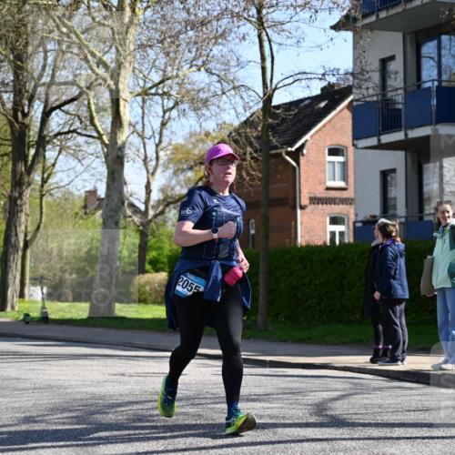 12.04.2026 - 45. Internationalen Wilhelmsburger Insellauf J. Mangold http://msf.ph/oto/9464829 12.04.2026 10:56:14 Ziel 4494, 5047, 4070, 5771, 4549, 4717, 2055, 5512, 2220, 4158, 2133, 2754, 4155, 2133, 2754, 4155, 2795, 3917, 5319, 5352, 2915, 3224, 4654, 3059, 3187, 4448, 2912, 2913 meine-sportfotos.de