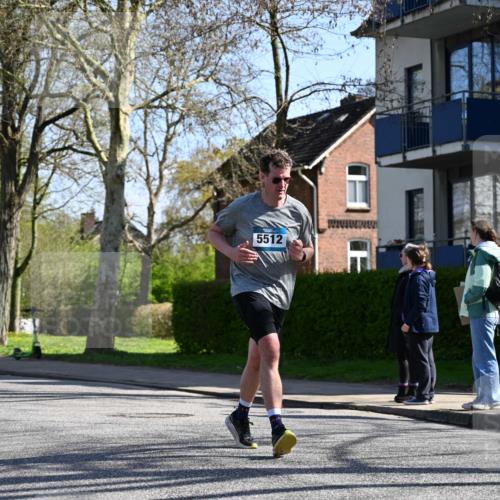 12.04.2026 - 45. Internationalen Wilhelmsburger Insellauf J. Mangold http://msf.ph/oto/9464850 12.04.2026 10:56:17 Ziel 4494, 5047, 4070, 5771, 4549, 4717, 2055, 5512, 2220, 4158, 2133, 2754, 4155, 2795, 3917, 5319, 5352, 2915, 3224, 4654, 3059, 3187, 4448, 2912, 2913 meine-sportfotos.de