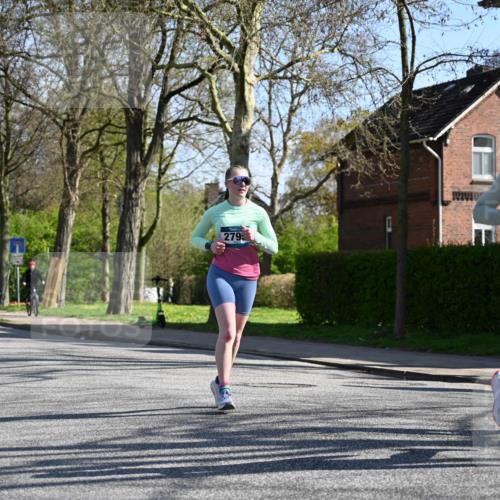 12.04.2026 - 45. Internationalen Wilhelmsburger Insellauf J. Mangold http://msf.ph/oto/9464891 12.04.2026 10:56:22 Ziel 5771, 4549, 4717, 2055, 5512, 2220, 4158, 2133, 2754, 4155, 2795, 3917, 5319, 5352, 2915, 3224, 4654, 3059, 3187, 4448, 2912, 2913, 4927, 2791, 2067, 4321, 2744, 5508 meine-sportfotos.de
