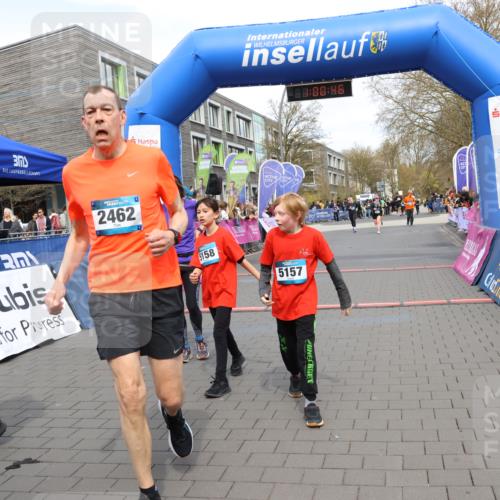 12.04.2026 - 45. Internationalen Wilhelmsburger Insellauf Strokosch-Dieckow http://msf.ph/oto/9464902 12.04.2026 13:13:46 Ziel 5158, 5157, 2462, 4533, 5693, 5637 meine-sportfotos.de