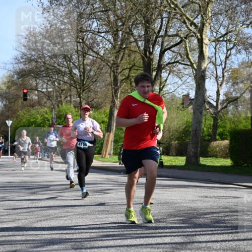 12.04.2026 - 45. Internationalen Wilhelmsburger Insellauf J. Mangold http://msf.ph/oto/9464926 12.04.2026 10:56:27 Ziel 4717, 2055, 5512, 2220, 4158, 2133, 2754, 4155, 2795, 3917, 5319, 5352, 2915, 3224, 4654, 4654, 3059, 3187, 4448, 2912, 2913, 4927, 2791, 2067, 4321, 2744, 5508, 4388, 2579, 2458, 5845, 5844 meine-sportfotos.de