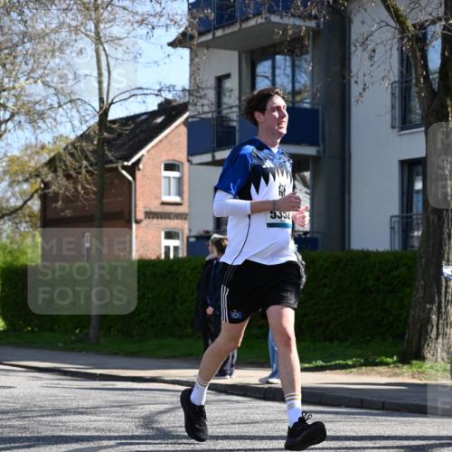 12.04.2026 - 45. Internationalen Wilhelmsburger Insellauf J. Mangold http://msf.ph/oto/9465005 12.04.2026 10:56:34 Ziel 4158, 2133, 2754, 4155, 2795, 3917, 5319, 5352, 2915, 3224, 4654, 3059, 3187, 4448, 2912, 2913, 4927, 2791, 2067, 4321, 2744, 5508, 4388, 2579, 2458, 5845, 5844 meine-sportfotos.de