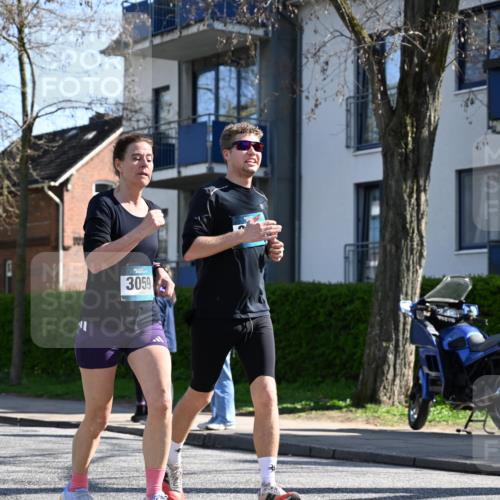 12.04.2026 - 45. Internationalen Wilhelmsburger Insellauf J. Mangold http://msf.ph/oto/9465039 12.04.2026 10:56:42 Ziel 2795, 3917, 5319, 5352, 2915, 3224, 4654, 3059, 3187, 4448, 2912, 2913, 4927, 2791, 2067, 4321, 2744, 5508, 4388, 2579, 2458, 5845, 5844, 5701 meine-sportfotos.de