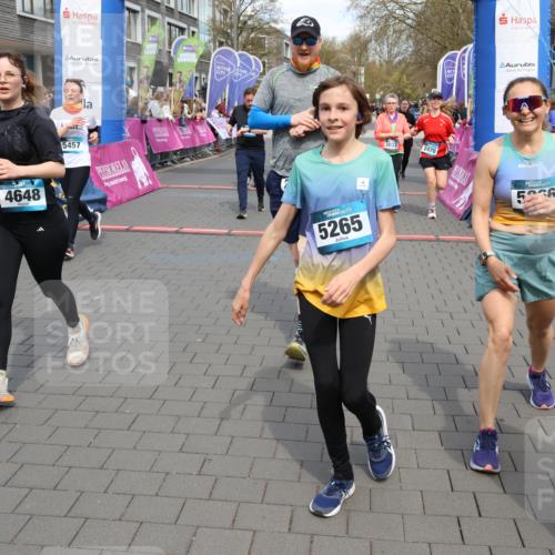 12.04.2026 - 45. Internationalen Wilhelmsburger Insellauf Strokosch-Dieckow http://msf.ph/oto/9465088 12.04.2026 13:13:36 Ziel 5265, 5266, 4648, 2026, 5457, 4320, 4249, 3033, 2470, 4364, 3942, 5221, 3540, 3933, 3935 meine-sportfotos.de