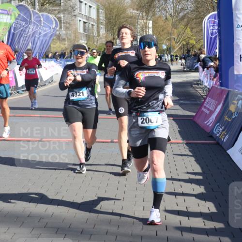 12.04.2026 - 45. Internationalen Wilhelmsburger Insellauf Strokosch-Dieckow http://msf.ph/oto/9465108 12.04.2026 10:57:26 Ziel 4927, 2791, 2067, 4321, 2744, 5508, 4388, 2579, 2458, 5845, 5844 meine-sportfotos.de