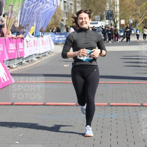 12.04.2026 - 45. Internationalen Wilhelmsburger Insellauf Strokosch-Dieckow http://msf.ph/oto/9465129 12.04.2026 11:15:19 Ziel 3508 meine-sportfotos.de