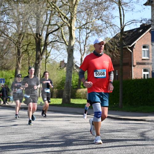 12.04.2026 - 45. Internationalen Wilhelmsburger Insellauf J. Mangold http://msf.ph/oto/9465133 12.04.2026 10:56:53 Ziel 3059, 3187, 4448, 2912, 2913, 4927, 2791, 2067, 4321, 2744, 5508, 4388, 2579, 2458, 5845, 5844, 5701, 4368 meine-sportfotos.de