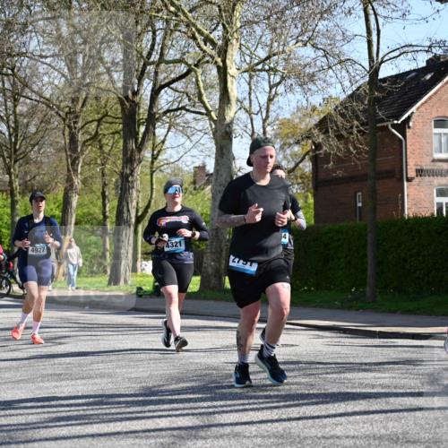 12.04.2026 - 45. Internationalen Wilhelmsburger Insellauf J. Mangold http://msf.ph/oto/9465147 12.04.2026 10:56:54 Ziel 3059, 3187, 4448, 2912, 2913, 4927, 2791, 2067, 4321, 2744, 5508, 4388, 2579, 2458, 5845, 5844, 5701, 4368 meine-sportfotos.de