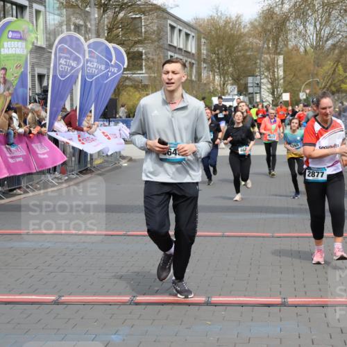 12.04.2026 - 45. Internationalen Wilhelmsburger Insellauf Strokosch-Dieckow http://msf.ph/oto/9465172 12.04.2026 13:13:30 Ziel 3519, 4970, 3686, 4643, 2877, 5265, 5266, 4648, 2026, 5457 meine-sportfotos.de