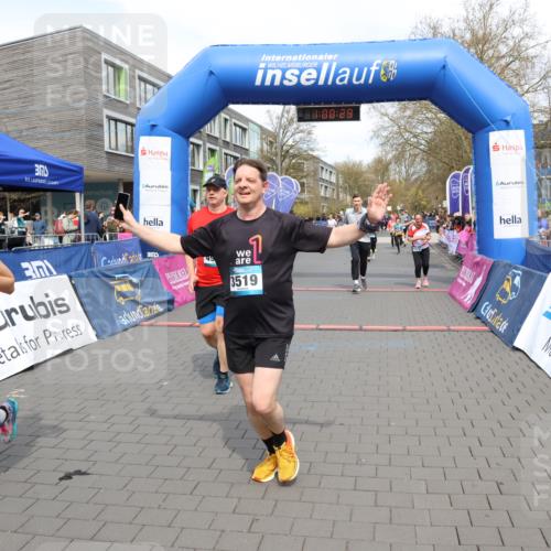 12.04.2026 - 45. Internationalen Wilhelmsburger Insellauf Strokosch-Dieckow http://msf.ph/oto/9465181 12.04.2026 13:13:29 Ziel 4693, 3519, 4970, 3686, 4643, 2877, 5265, 5266, 4648 meine-sportfotos.de