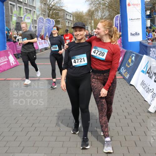 12.04.2026 - 45. Internationalen Wilhelmsburger Insellauf Strokosch-Dieckow http://msf.ph/oto/9465230 12.04.2026 13:13:25 Ziel 2998, 4693, 3519, 4970, 3686, 4643 meine-sportfotos.de