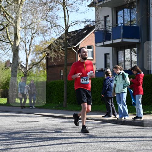 12.04.2026 - 45. Internationalen Wilhelmsburger Insellauf J. Mangold http://msf.ph/oto/9465273 12.04.2026 10:57:31 Ziel 4368, 2441, 5243, 3798, 2861, 3340, 2847, 4339, 3179, 3753, 4947, 3754, 5362, 4157, 2164, 4120, 2283, 2228, 2228, 4396, 3997, 2818, 3257 meine-sportfotos.de