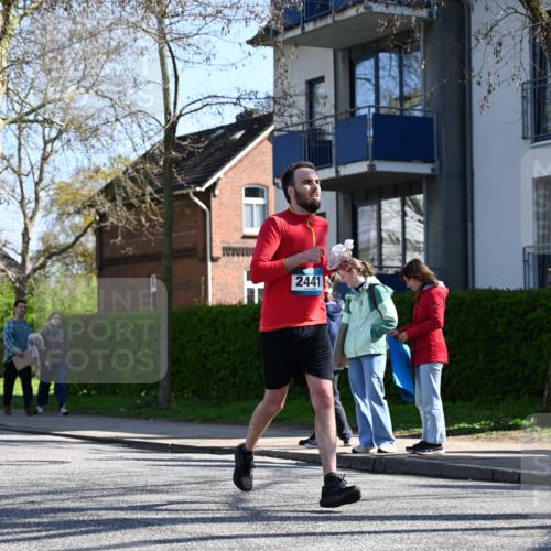 12.04.2026 - 45. Internationalen Wilhelmsburger Insellauf J. Mangold http://msf.ph/oto/9465277 12.04.2026 10:57:31 Ziel 4368, 2441, 5243, 3798, 2861, 3340, 2847, 4339, 3179, 3753, 4947, 3754, 5362, 4157, 2164, 4120, 2283, 2228, 2228, 4396, 3997, 2818, 3257 meine-sportfotos.de