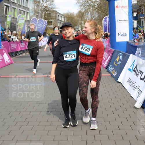 12.04.2026 - 45. Internationalen Wilhelmsburger Insellauf Strokosch-Dieckow http://msf.ph/oto/9465278 12.04.2026 13:13:25 Ziel 2998, 4693, 3519, 4970, 3686, 4643 meine-sportfotos.de
