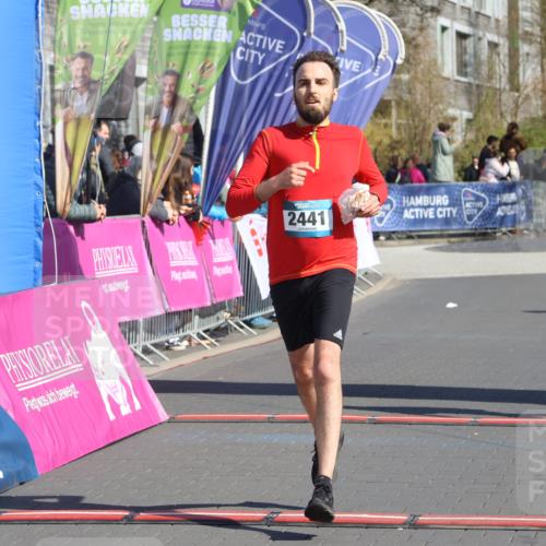 12.04.2026 - 45. Internationalen Wilhelmsburger Insellauf Strokosch-Dieckow http://msf.ph/oto/9465298 12.04.2026 10:58:00 Ziel 2441, 5243 meine-sportfotos.de