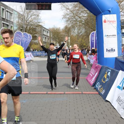 12.04.2026 - 45. Internationalen Wilhelmsburger Insellauf Strokosch-Dieckow http://msf.ph/oto/9465335 12.04.2026 13:13:20 Ziel 4385, 2274, 4919, 4720, 4721, 2998 meine-sportfotos.de