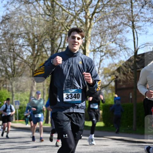 12.04.2026 - 45. Internationalen Wilhelmsburger Insellauf J. Mangold http://msf.ph/oto/9465362 12.04.2026 10:57:46 Ziel 5243, 3798, 2861, 3340, 2847, 4339, 3179, 3753, 4947, 3754, 5362, 4157, 2164, 4120, 2283, 2228, 4396, 3997, 2818, 3257, 2499, 2194, 2194, 2900, 3260, 3568, 4352, 4215, 4394, 3665 meine-sportfotos.de