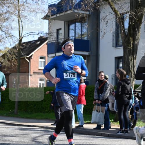 12.04.2026 - 45. Internationalen Wilhelmsburger Insellauf J. Mangold http://msf.ph/oto/9465391 12.04.2026 10:57:48 Ziel 3798, 2861, 3340, 2847, 4339, 3179, 3753, 4947, 3754, 5362, 4157, 2164, 4120, 2283, 2228, 4396, 3997, 2818, 3257, 2499, 2194, 2900, 2900, 3260, 3568, 4352, 4215, 4394, 3665 meine-sportfotos.de