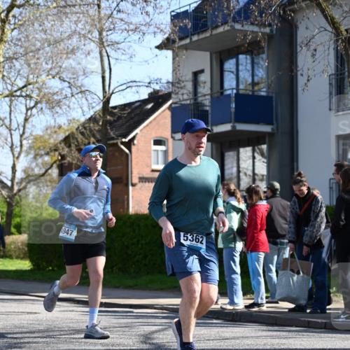 12.04.2026 - 45. Internationalen Wilhelmsburger Insellauf J. Mangold http://msf.ph/oto/9465403 12.04.2026 10:57:49 Ziel 3798, 2861, 3340, 2847, 4339, 3179, 3753, 4947, 3754, 5362, 4157, 2164, 4120, 2283, 2228, 4396, 3997, 2818, 3257, 2499, 2194, 2900, 3260, 3260, 3568, 4352, 4215, 4394, 3665 meine-sportfotos.de
