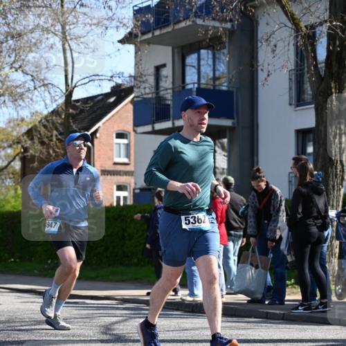 12.04.2026 - 45. Internationalen Wilhelmsburger Insellauf J. Mangold http://msf.ph/oto/9465407 12.04.2026 10:57:49 Ziel 3798, 2861, 3340, 2847, 4339, 3179, 3753, 4947, 3754, 5362, 4157, 2164, 4120, 2283, 2228, 4396, 3997, 2818, 3257, 2499, 2194, 2900, 3260, 3260, 3568, 4352, 4215, 4394, 3665 meine-sportfotos.de