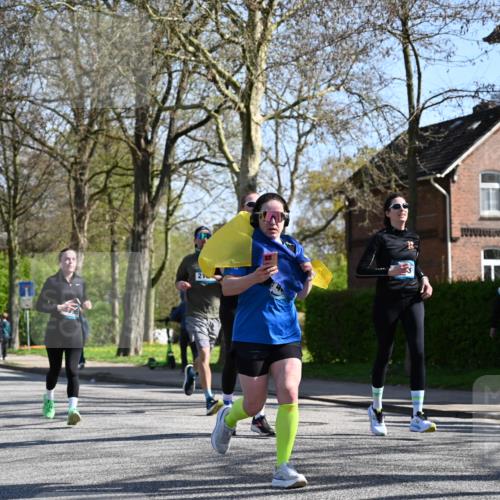 12.04.2026 - 45. Internationalen Wilhelmsburger Insellauf J. Mangold http://msf.ph/oto/9465435 12.04.2026 10:57:52 Ziel 2861, 3340, 2847, 4339, 3179, 3753, 4947, 3754, 5362, 4157, 2164, 4120, 2283, 2228, 4396, 3997, 2818, 3257, 2499, 2194, 2900, 3260, 3568, 4352, 4352, 4215, 4394, 3665, 3968 meine-sportfotos.de