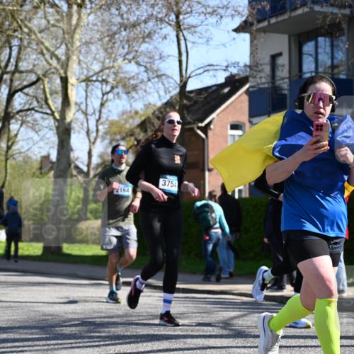 12.04.2026 - 45. Internationalen Wilhelmsburger Insellauf J. Mangold http://msf.ph/oto/9465455 12.04.2026 10:57:53 Ziel 2861, 3340, 2847, 4339, 3179, 3753, 4947, 3754, 5362, 4157, 2164, 4120, 2283, 2228, 4396, 3997, 3997, 2818, 3257, 2499, 2194, 2900, 3260, 3568, 4352, 4215, 4215, 4394, 3665, 3968, 4577 meine-sportfotos.de