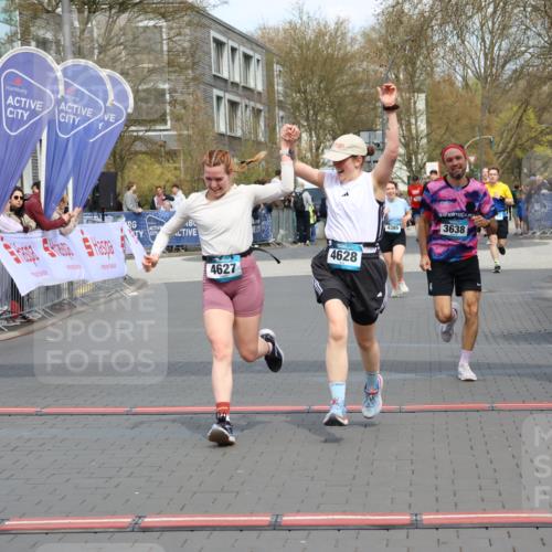 12.04.2026 - 45. Internationalen Wilhelmsburger Insellauf Strokosch-Dieckow http://msf.ph/oto/9465468 12.04.2026 13:13:11 Ziel 2275, 4671, 4627, 4628, 3638 meine-sportfotos.de