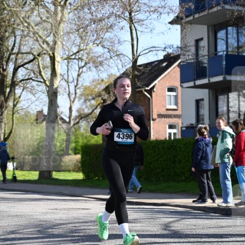 12.04.2026 - 45. Internationalen Wilhelmsburger Insellauf J. Mangold http://msf.ph/oto/9465483 12.04.2026 10:57:54 Ziel 2861, 3340, 2847, 4339, 3179, 3753, 4947, 3754, 5362, 4157, 2164, 4120, 2283, 2228, 4396, 3997, 2818, 2818, 3257, 2499, 2194, 2900, 3260, 3568, 4352, 4215, 4394, 4394, 3665, 3968, 4577, 5703, 3142, 5468 meine-sportfotos.de