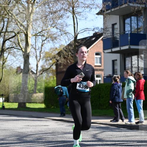 12.04.2026 - 45. Internationalen Wilhelmsburger Insellauf J. Mangold http://msf.ph/oto/9465485 12.04.2026 10:57:54 Ziel 2861, 3340, 2847, 4339, 3179, 3753, 4947, 3754, 5362, 4157, 2164, 4120, 2283, 2228, 4396, 3997, 2818, 2818, 3257, 2499, 2194, 2900, 3260, 3568, 4352, 4215, 4394, 4394, 3665, 3968, 4577, 5703, 3142, 5468 meine-sportfotos.de