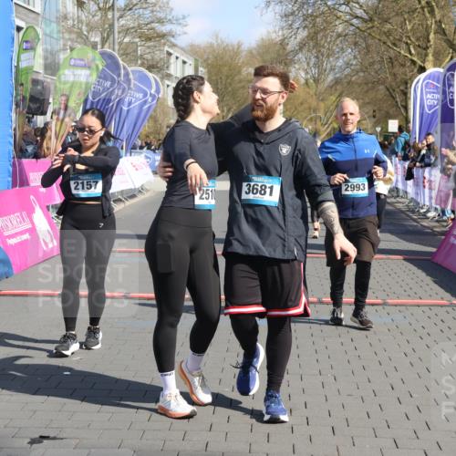 12.04.2026 - 45. Internationalen Wilhelmsburger Insellauf Strokosch-Dieckow http://msf.ph/oto/9465487 12.04.2026 11:15:39 Ziel 2510, 3681, 2157, 2993, 2137, 3607 meine-sportfotos.de