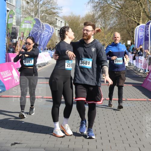 12.04.2026 - 45. Internationalen Wilhelmsburger Insellauf Strokosch-Dieckow http://msf.ph/oto/9465495 12.04.2026 11:15:39 Ziel 2510, 3681, 2157, 2993, 2137, 3607 meine-sportfotos.de
