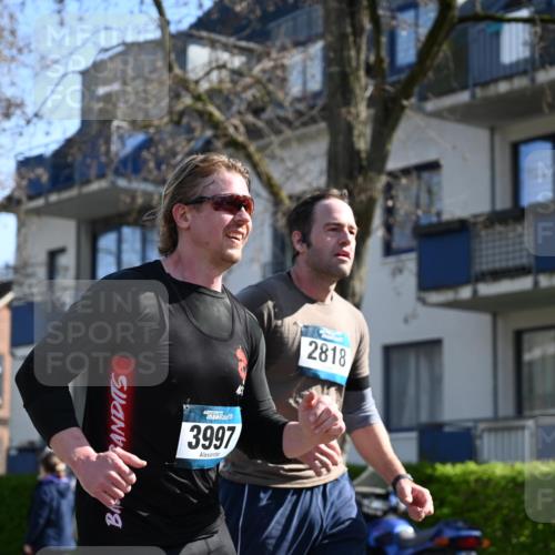 12.04.2026 - 45. Internationalen Wilhelmsburger Insellauf J. Mangold http://msf.ph/oto/9465507 12.04.2026 10:58:00 Ziel 3340, 2847, 4339, 3179, 3753, 4947, 3754, 5362, 4157, 2164, 4120, 2283, 2228, 4396, 3997, 2818, 3257, 2499, 2194, 2900, 2900, 3260, 3568, 4352, 4215, 4394, 3665, 3968, 4577, 5703, 3142, 5468, 3140, 4071, 2553 meine-sportfotos.de