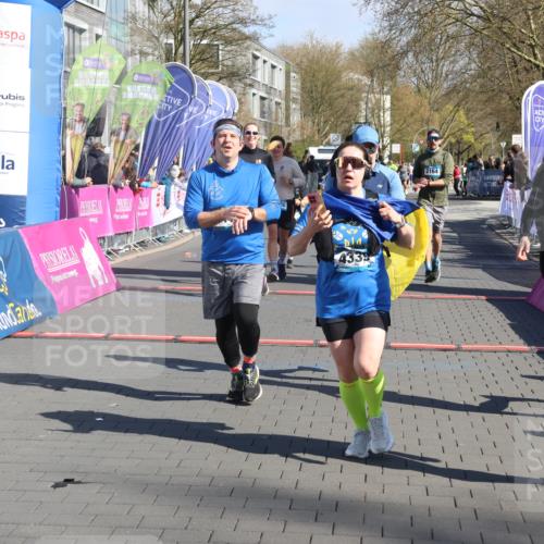 12.04.2026 - 45. Internationalen Wilhelmsburger Insellauf Strokosch-Dieckow http://msf.ph/oto/9465514 12.04.2026 10:58:20 Ziel 2847, 4339, 3179, 3753, 4947, 3754, 5362, 4157, 2164, 4120, 2283, 2228 meine-sportfotos.de