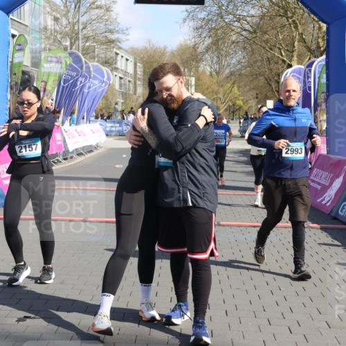 12.04.2026 - 45. Internationalen Wilhelmsburger Insellauf Strokosch-Dieckow http://msf.ph/oto/9465534 12.04.2026 11:15:40 Ziel 3681, 2157, 2993, 2137, 3607 meine-sportfotos.de