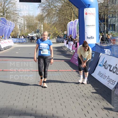 12.04.2026 - 45. Internationalen Wilhelmsburger Insellauf Strokosch-Dieckow http://msf.ph/oto/9465564 12.04.2026 11:15:45 Ziel 3607 meine-sportfotos.de