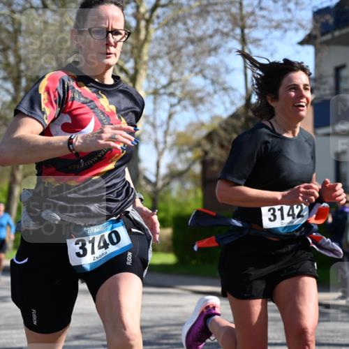 12.04.2026 - 45. Internationalen Wilhelmsburger Insellauf J. Mangold http://msf.ph/oto/9465670 12.04.2026 10:58:33 Ziel 3665, 3968, 4577, 5703, 3142, 5468, 3140, 4071, 2553, 2989, 3825, 5615, 3150, 3825, 5615, 3150, 2269, 5366, 3044, 3045, 3582 meine-sportfotos.de